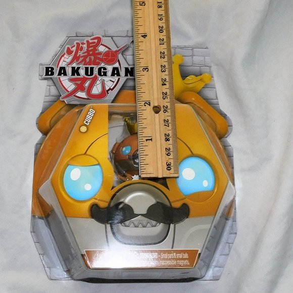 Bakugan Gold King Cubbo Figure Card BakuCore Transforming Crown Brown Yellow NEW - Picture 2 of 3